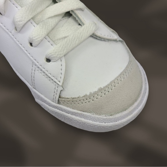 Nike Blazer Low '77 - Picture 10 of 15